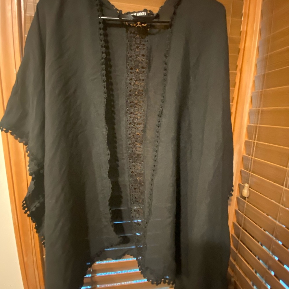 Steve Madden Kimonos - Picture 4 of 4